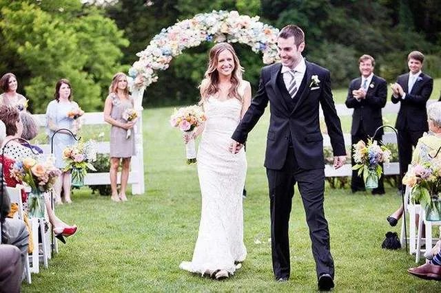 奉子成婚是什么意思 奉子成婚是什么意思