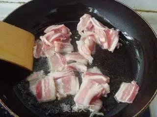 【湘菜】：农家小炒肉