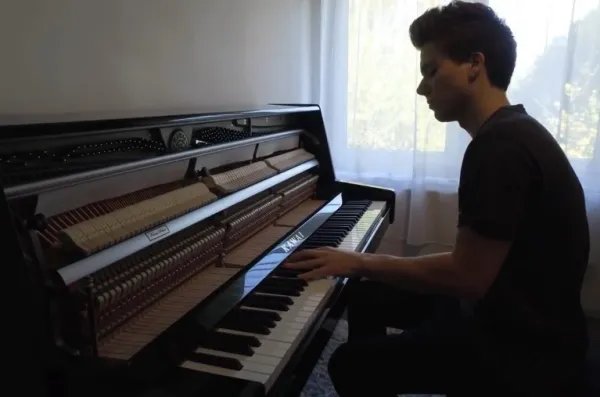 钢琴如何托运，上海钢琴托运