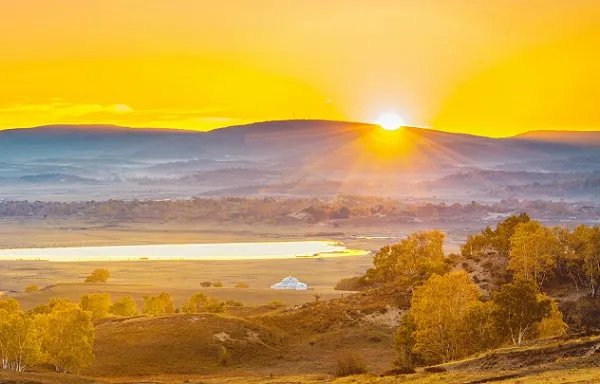 太阳的表面温度能达到多少度 太阳的表面温度多少度