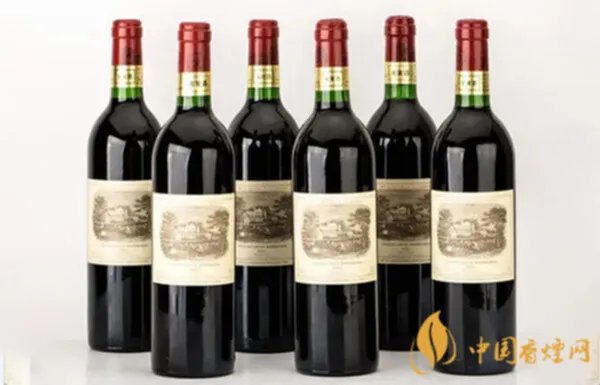 82年拉菲红酒多少钱一瓶 82年拉菲价格为什么贵