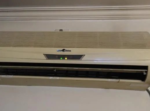 空调为什么突然自己启动