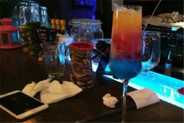 福州十大热门酒吧排名：秘窖第4，第10高空夜景超美