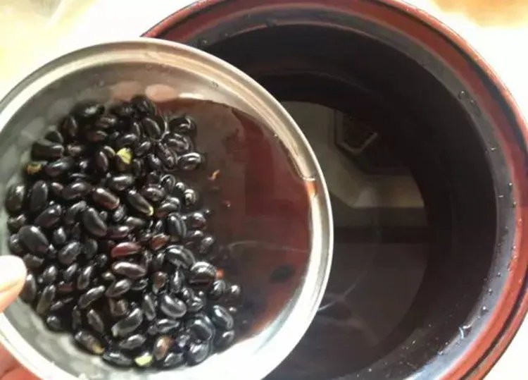 黑豆泡醋的功效与作用