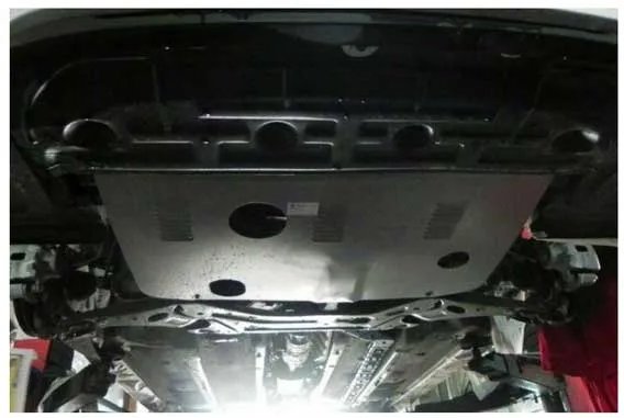 汽车底盘装甲怎么做的 汽车底盘装甲详细施工步骤教程（图）