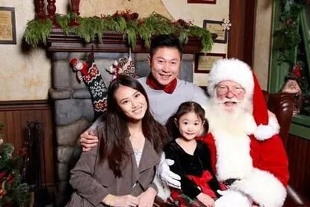 【吃】揭秘李小鹏的父亲是谁 李小鹏情史大曝光