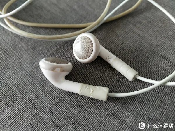 苹果shuffle耳机变橡皮泥：入手 OSTRY 奥思特锐 KC08 耳塞式耳机