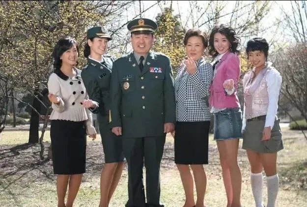 朴海镇的现实中的老婆李泰兰?俩人实际是“按头夫妻”