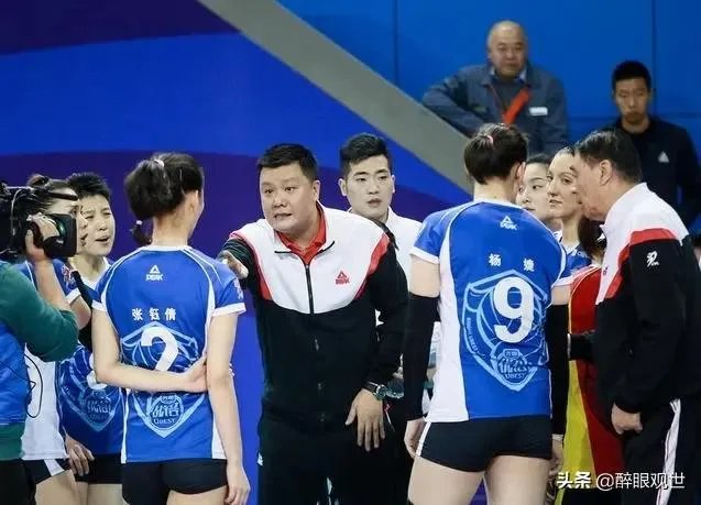 上海女排要想改变现在的局面,应该引起对新人的重视吗?