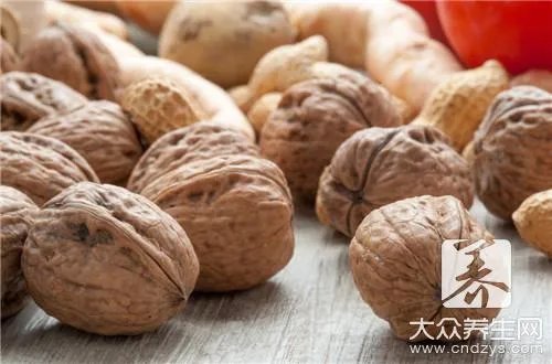 小核桃的食用功效都有什么