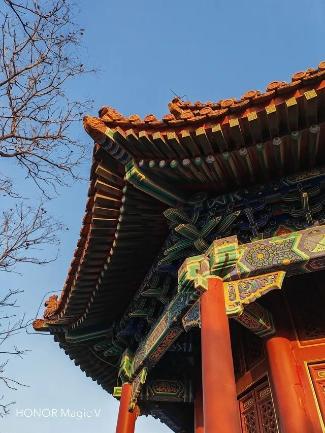 【有料评测】荣耀Magic V评测：也许是第一款能让你