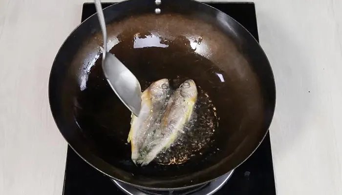 小黄鱼怎么烧 烧黄鱼的做法