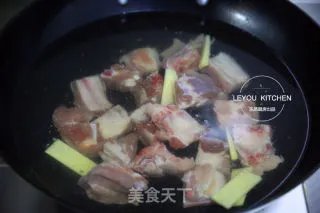 冬瓜薏米排骨汤
