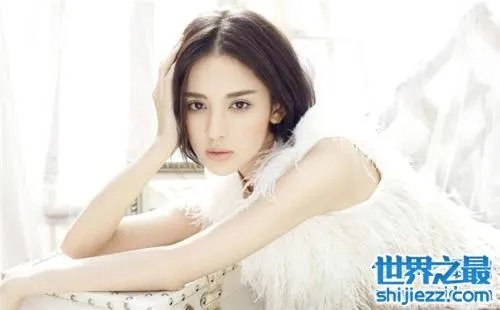 古力娜扎整容前后照片，变化之大让人惊呆 