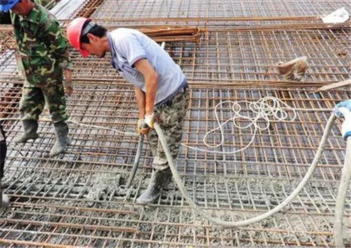 钢筋混凝土密度是多少