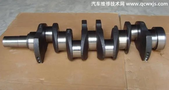 曲轴的构造组成有哪些？曲轴的构造原理图解