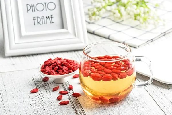 枸杞子泡水喝的禁忌