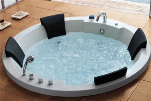 冲浪浴缸尺寸是多少