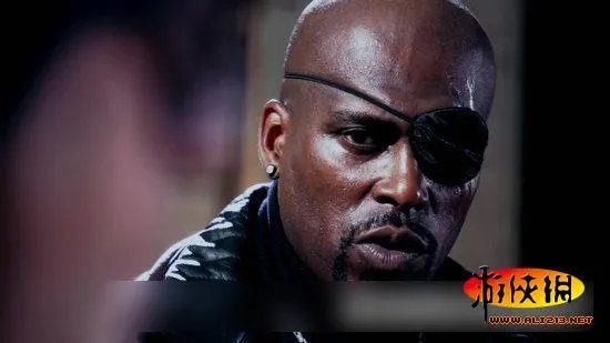 以假乱真！《复仇者联盟》成人版电影发售