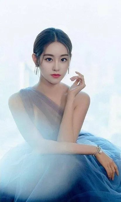 嘉行传媒旗下艺人祝绪丹发博:毁灭吧,究竟怎么了?