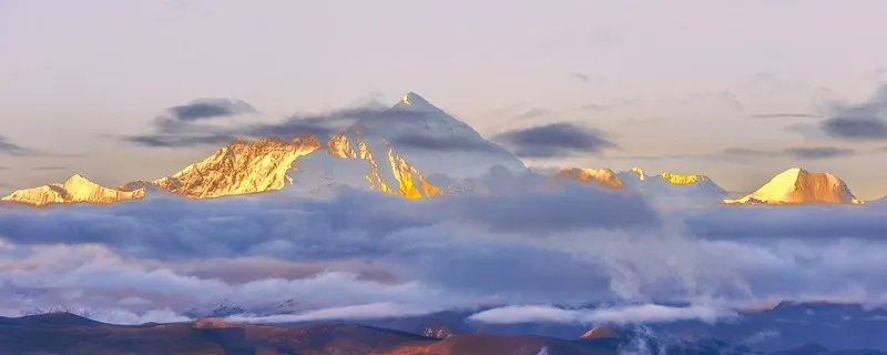 珠穆朗玛峰在哪个国家