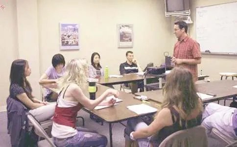 《花钟》的简短教学反思