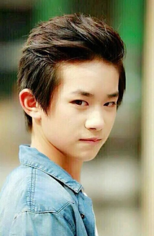 易烊千玺整容了吗？