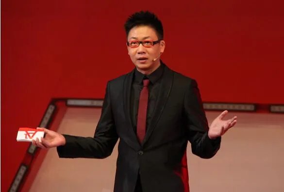 东方卫视十大著名主持人 程雷第一,金星上榜