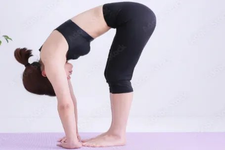 做体前屈的正确姿势图片