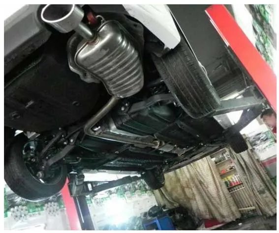 汽车底盘装甲怎么做的 汽车底盘装甲详细施工步骤教程（图）