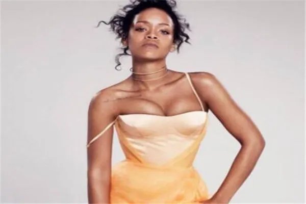 世界十大最漂亮的大胸美女 第七又称性感小猫,看后别喷鼻血