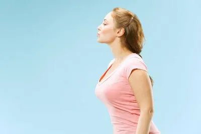 如何快速安全的丰胸