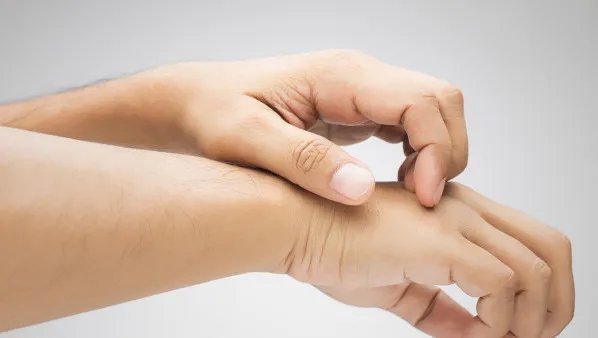 过敏了怎么能快速止痒