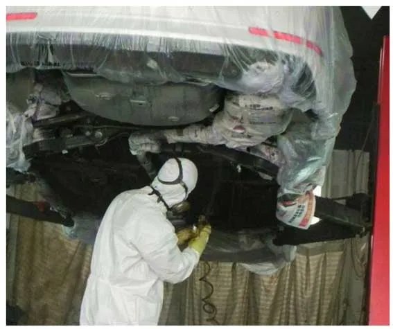 汽车底盘装甲怎么做的 汽车底盘装甲详细施工步骤教程（图）