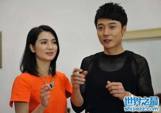 张丹峰老婆竟大他11岁，张丹峰洪欣的情史大曝光 