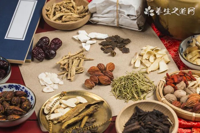 四君子汤加减治阴证