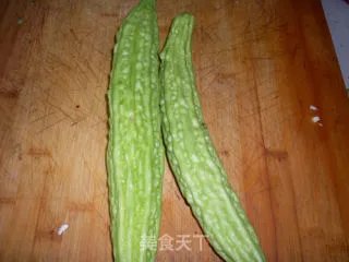 苦瓜炒鸡蛋（不苦的苦瓜）