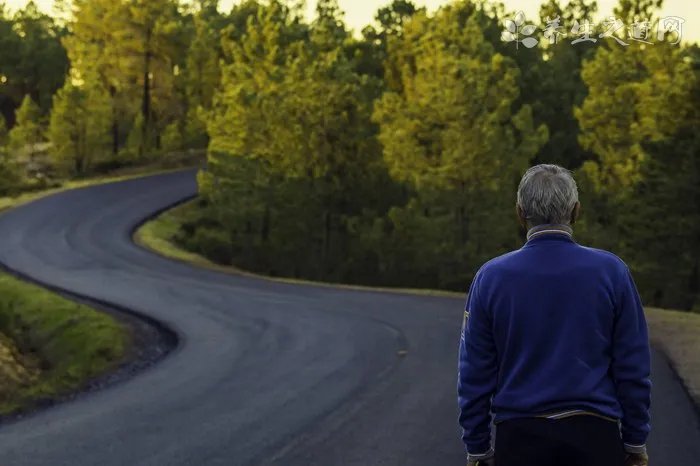 打保龄球有什么技巧