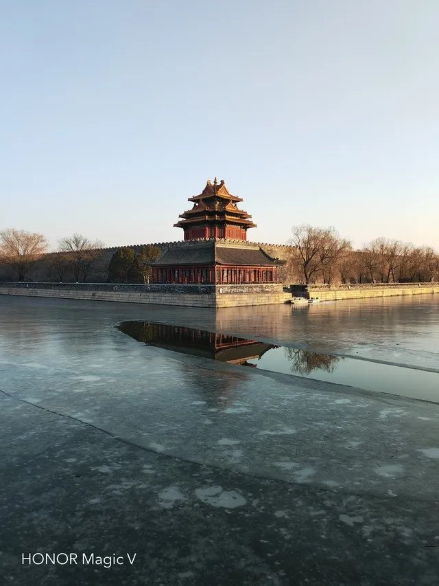 【有料评测】荣耀Magic V评测：也许是第一款能让你