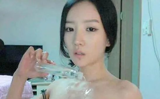 朴妮唛情趣内衣照片:血脉喷张,不看后悔