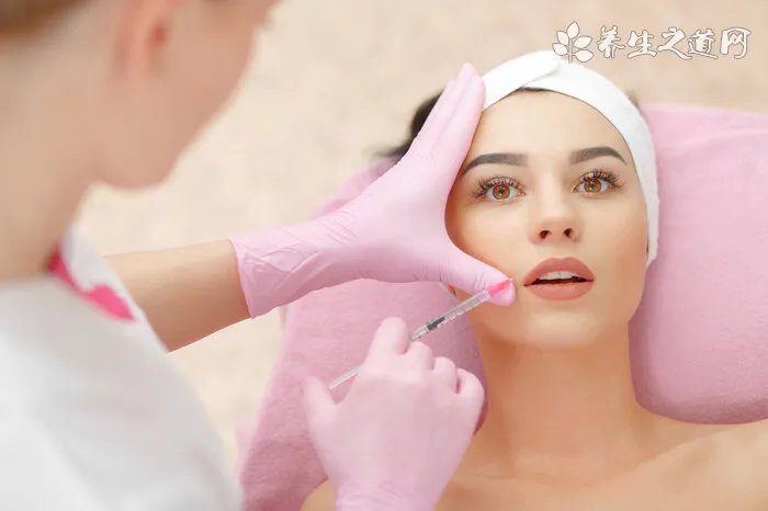 双面胶怎么去除(家具上的双面胶咋处理)