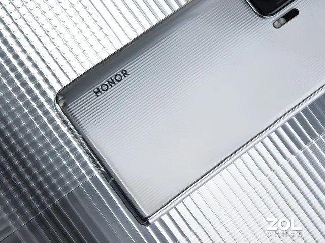 【有料评测】荣耀Magic V评测：也许是第一款能让你