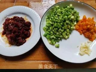 蒜苗炒牛肉