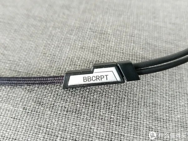 苹果shuffle耳机变橡皮泥：入手 OSTRY 奥思特锐 KC08 耳塞式耳机