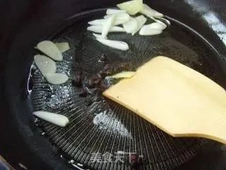 【湘菜】：农家小炒肉