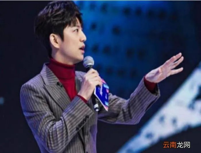 何炅全家照罕见流出 何炅一家三口图片