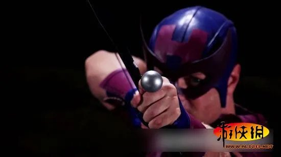 以假乱真！《复仇者联盟》成人版电影发售