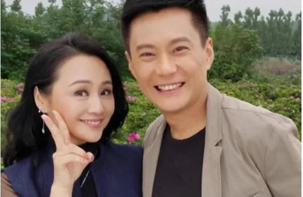 曹颖的老公是谁,曹颖的老公是哪里人