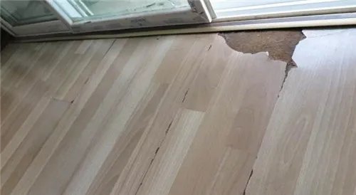 地板破损了怎么修补