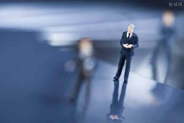 华福奎华福雄个人资料简介 前者被公诉案件结案了吗？